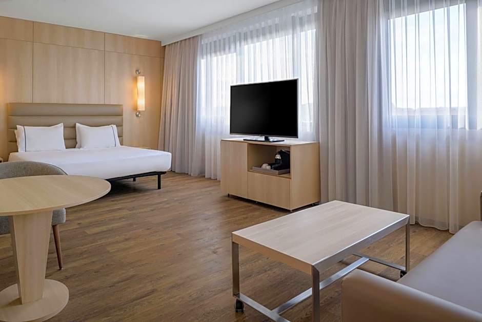 AC Hotel by Marriott Pisa