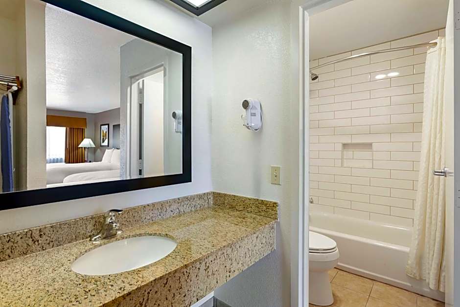 Best Western Sawmill Inn