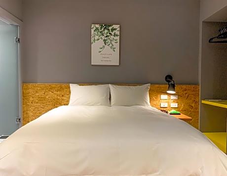Deluxe Double Room with Bath