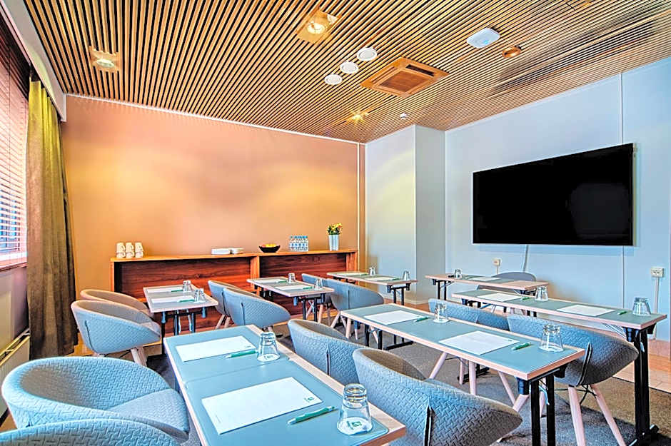 Holiday Inn Helsinki-Vantaa Airport By IHG