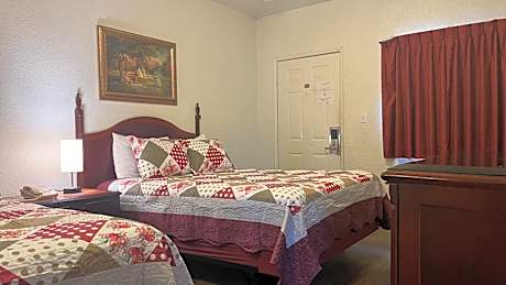 Queen Room with Two Queen Beds