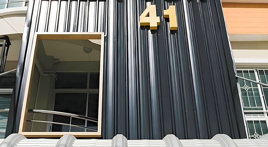 POSH 41