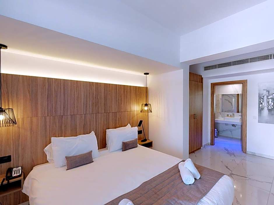 The Blue Ivy Hotel & Suites