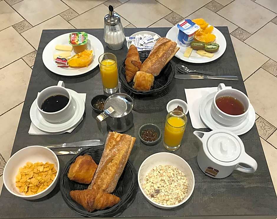 Le Strasbourg Hotel