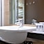 Wall Art Hotel & Residence