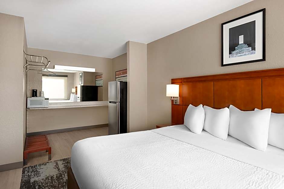 Travelodge by Wyndham Parker