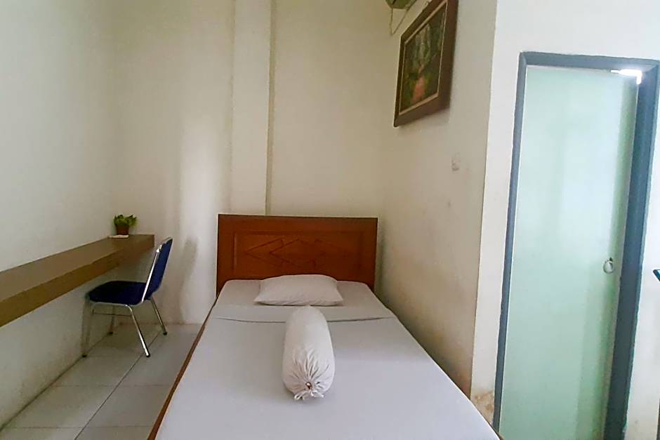 RedDoorz Syariah At Penginapan Sederhana Palembang