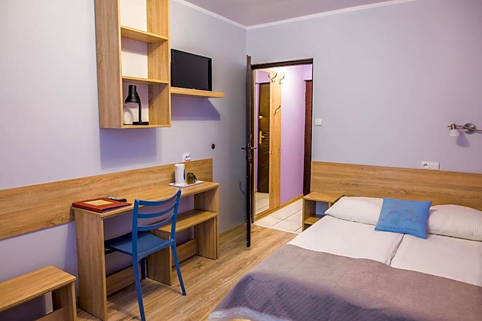 Eko Hotel Na Wierzynka & Park Pinokia