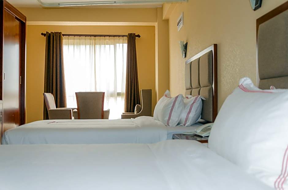 Hillside Plaza Hotel