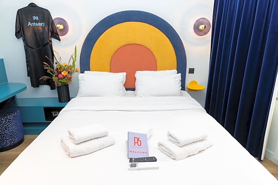 P6 Antwerp