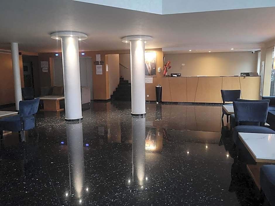 Annakhil Hotel