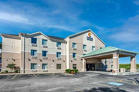 Comfort Inn & Suites Dayton Northwest - Englewood