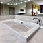 Days Inn & Suites by Wyndham Albany