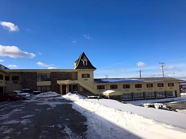Relax Inn – Wilkes-Barre, PA
