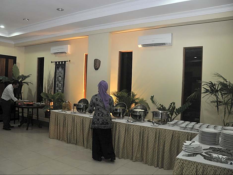 Sentana Mulia Hotel