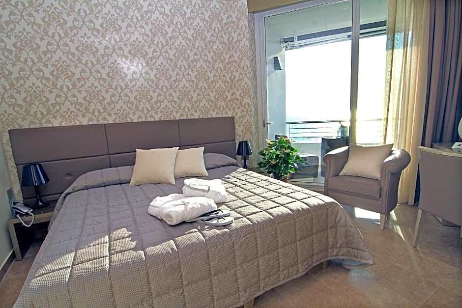 Hotel Santa Lucia Le Sabbie d'Oro