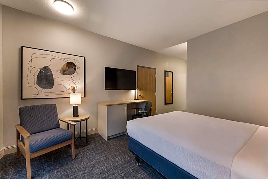 Days Inn by Wyndham Thunder Bay North