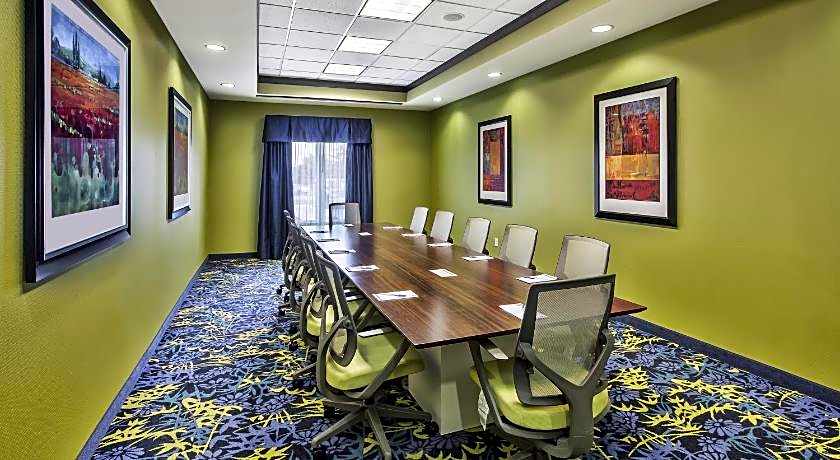 Holiday Inn Express Hotel and Suites Dayton South I 675 By IHG