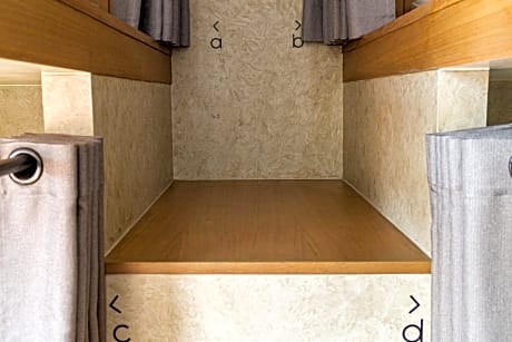 Private 4-Bunk Beds Room