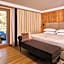 Le Massif Hotel & Lodge Courmayeur - The Leading Hotels of the World