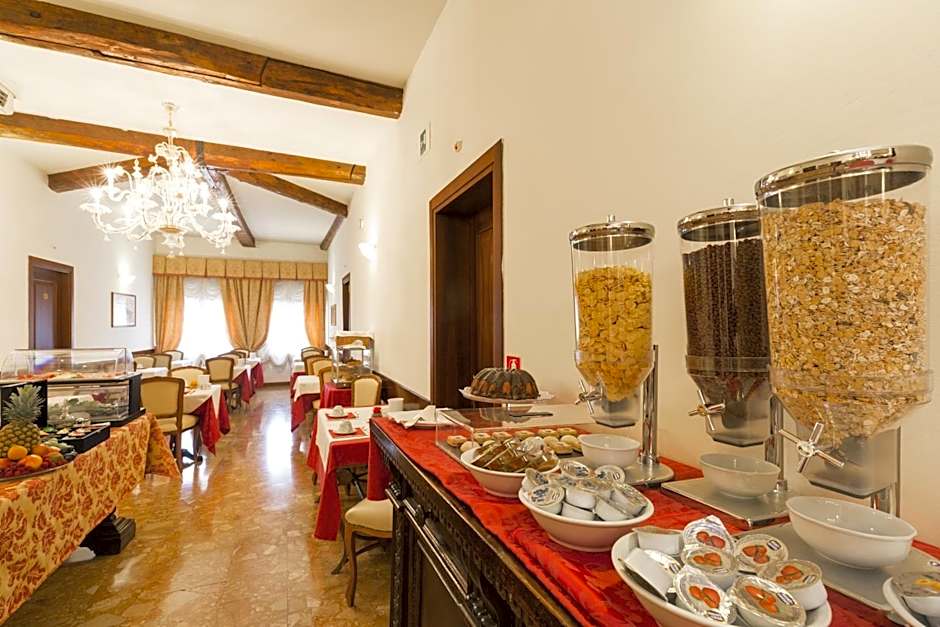 Palazzo Guardi