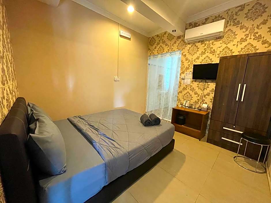 MJ inn