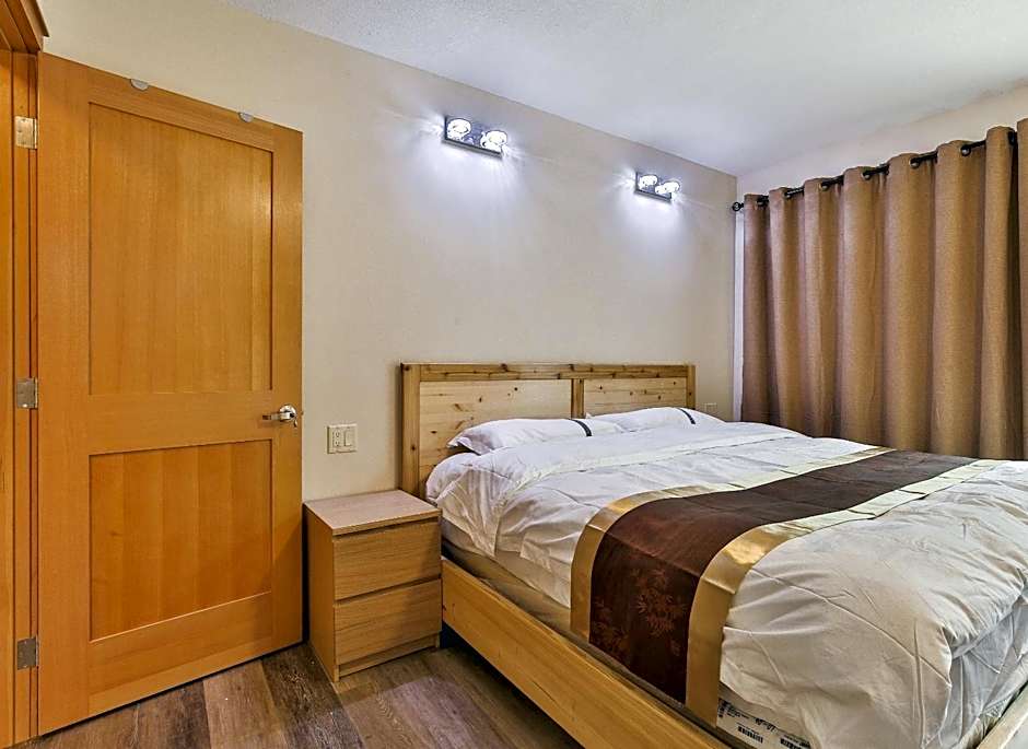 Riverfront Estate Bed&Breakfast Banff