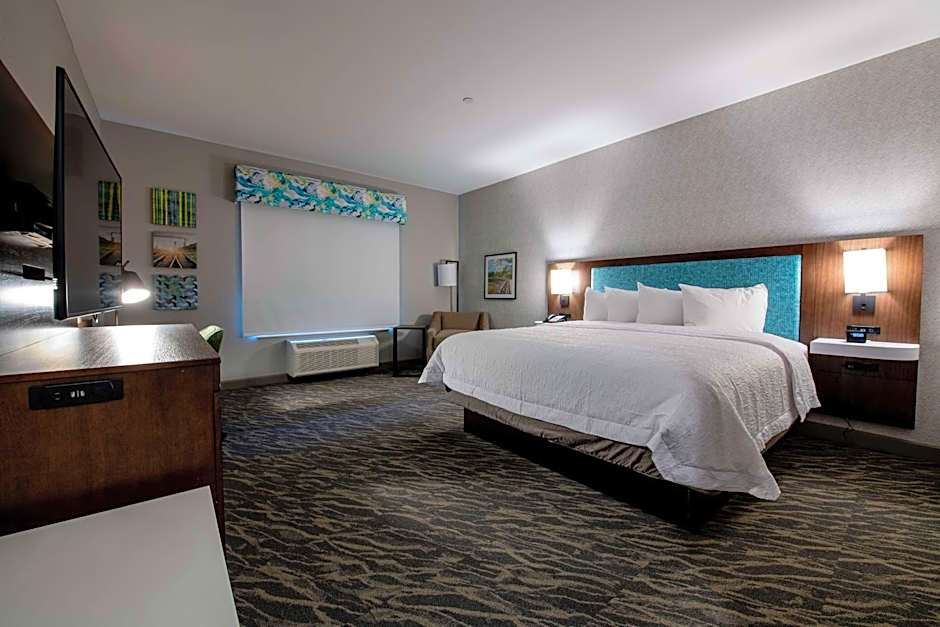Hampton Inn By Hilton & Suites Duncanville Dallas, TX