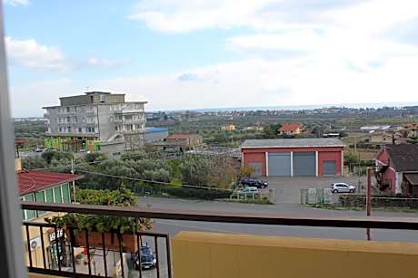 Standard Triple Room with Sea View