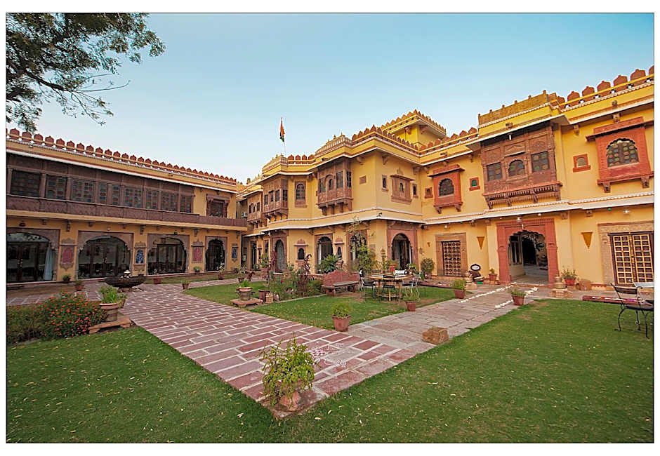 Ravla Bhenswara Hotel