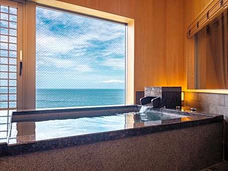 Grande Room A with panorama bath - Non-Smoking (5th Floor)