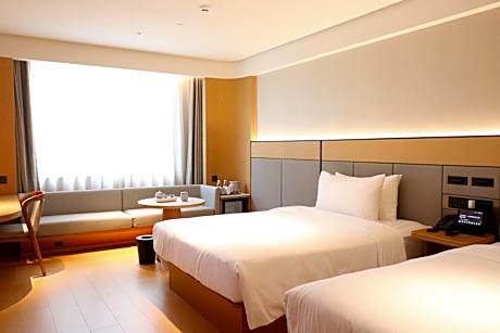 Huazhu - Business Twin Room