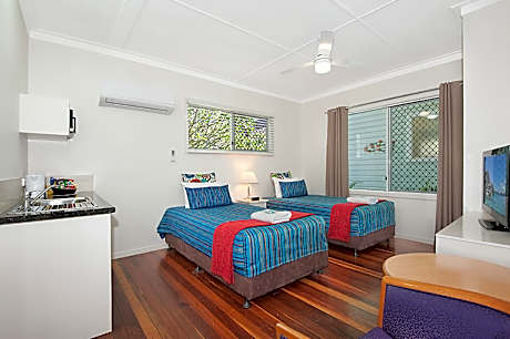 Family Room - Interconnecting