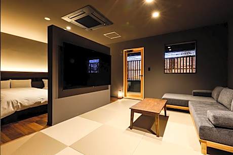 Japanese-Style Twin Room with Theater, Open Air Hot Spring Bath【Sora】
