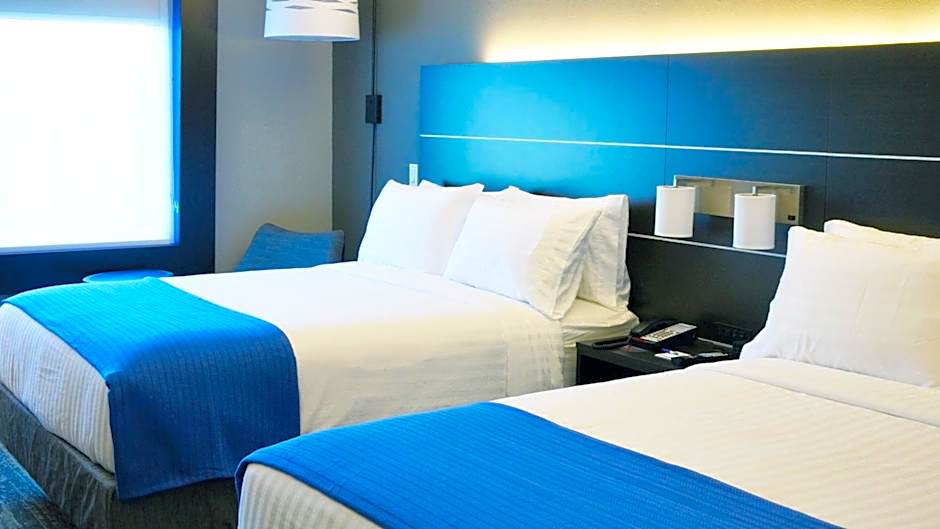 Holiday Inn Express & Suites - Jacksonville W - I295 and I10 By IHG