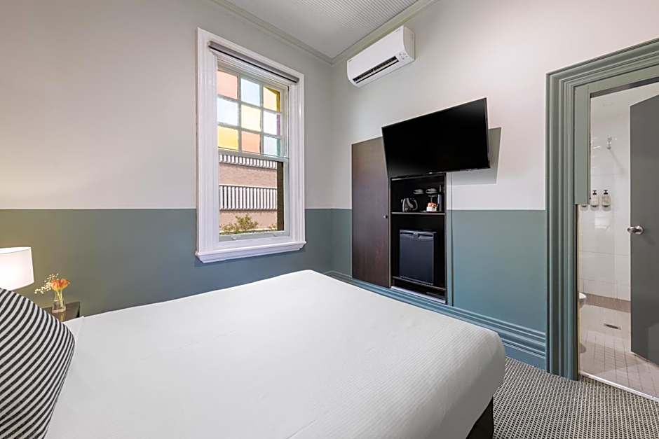 Vulcan Hotel Sydney