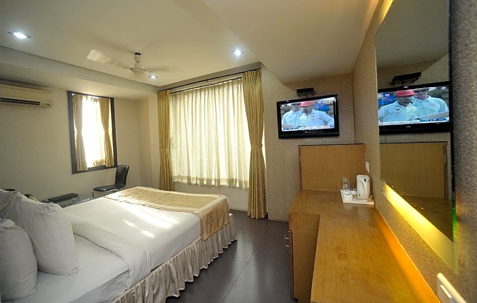 Hotel Lee International