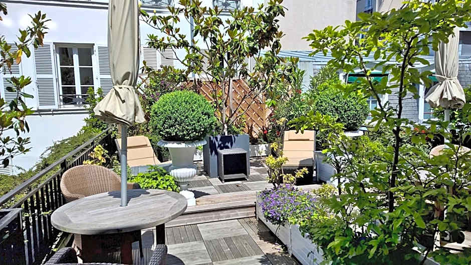 Hotel Duc De St-Simon