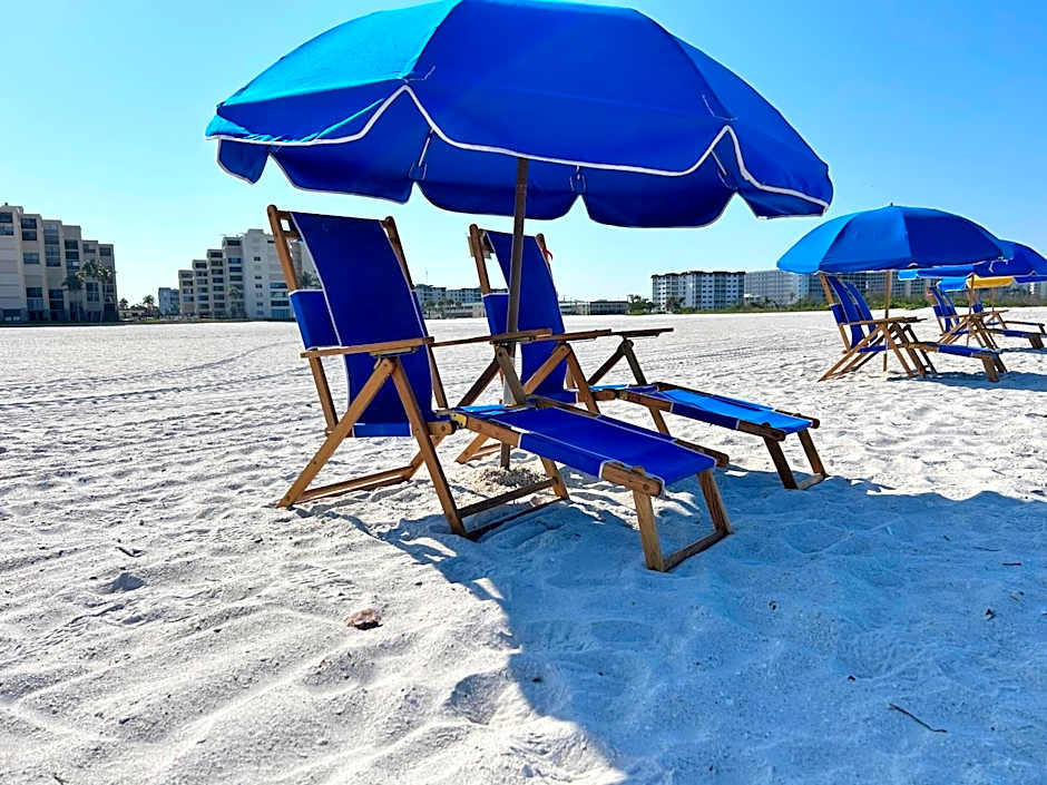 On The Sand Peaceful Great Sunsets Paradise