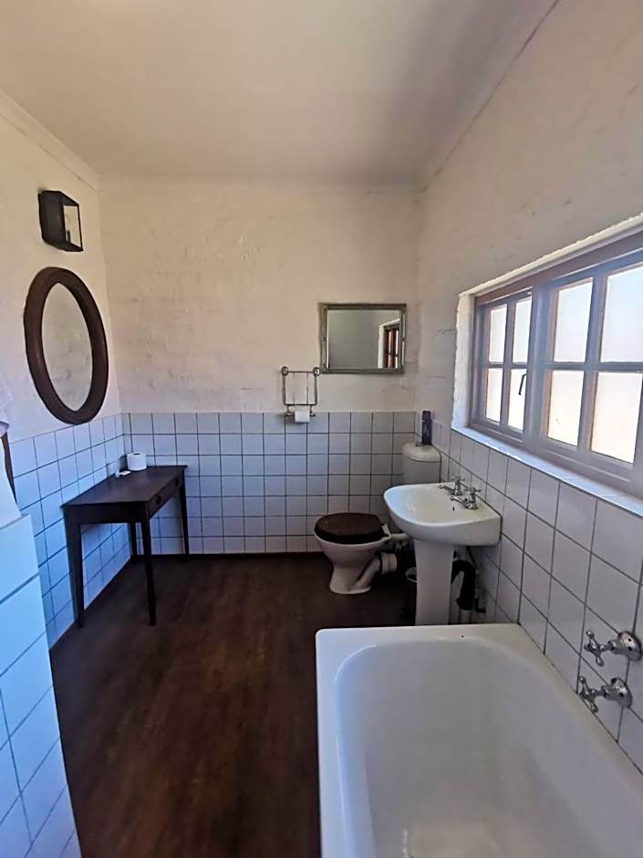 Critchley Hackle - Leisure rooms