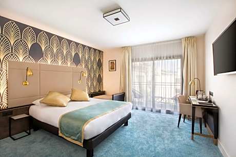 Classic Room with Terrace