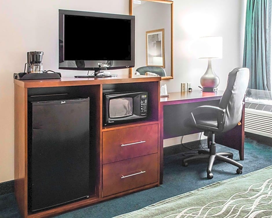 Quality Inn Waynesburg - Morrisville