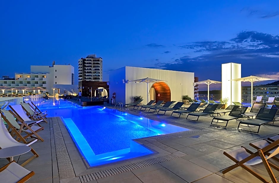 Innside Calvià Beach