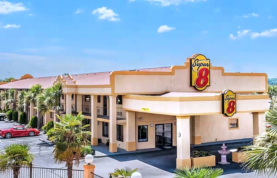 Super 8 by Wyndham Stockbridge