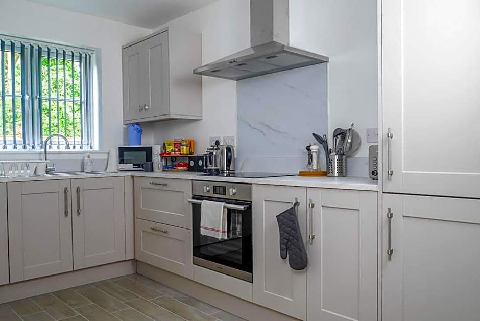 Durham, Free Parking, Central - Modern House