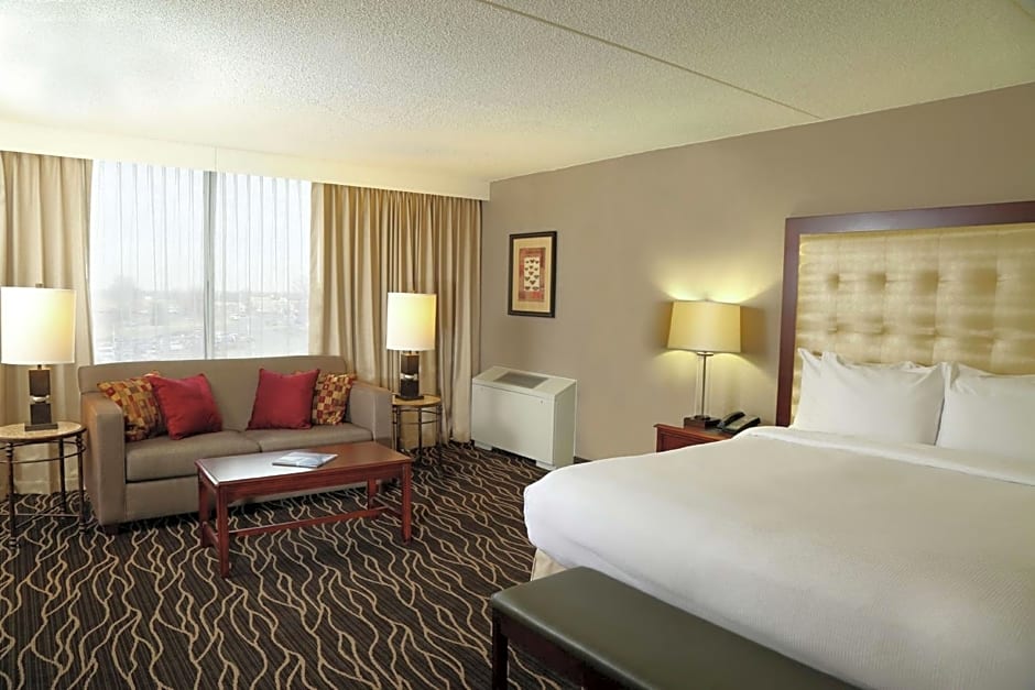 Hilton Kansas City Airport