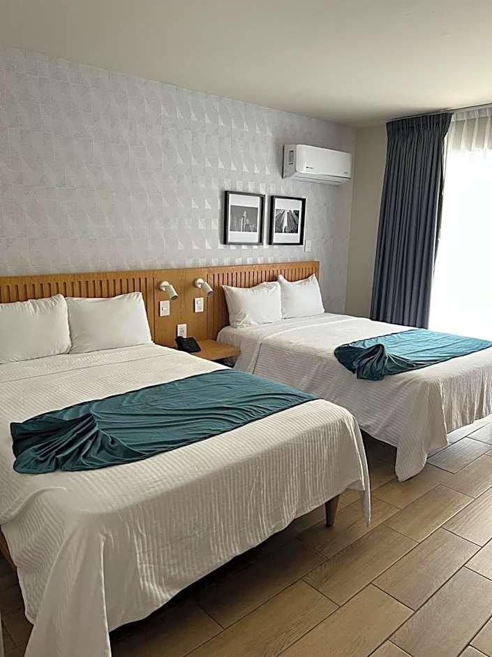 Oliva Plaza Hotel