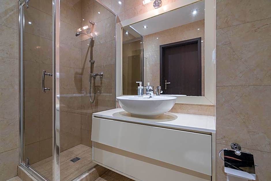 Platinum Towers Hotel Apartments