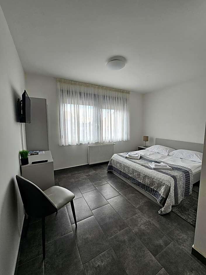 Filipovic rent a car & apartments