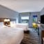 Hampton Inn By Hilton & Suites Burlington, Ontario